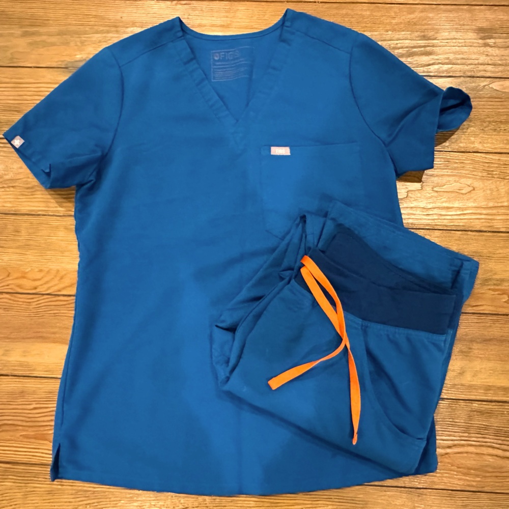 Figs alps blue Scrub Set with Orange Drawstring